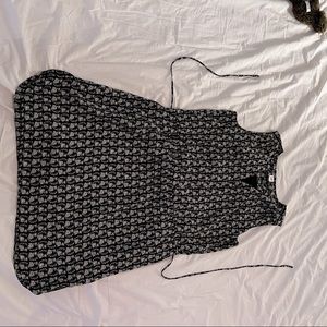 Black knee length pattern dress